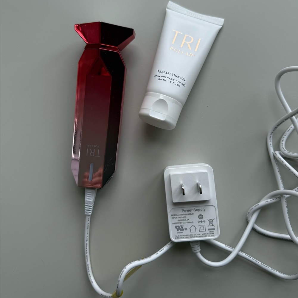 TriPollar STOP X ROSE Special Edition Facial Renewal Device - Picture 3 of 7